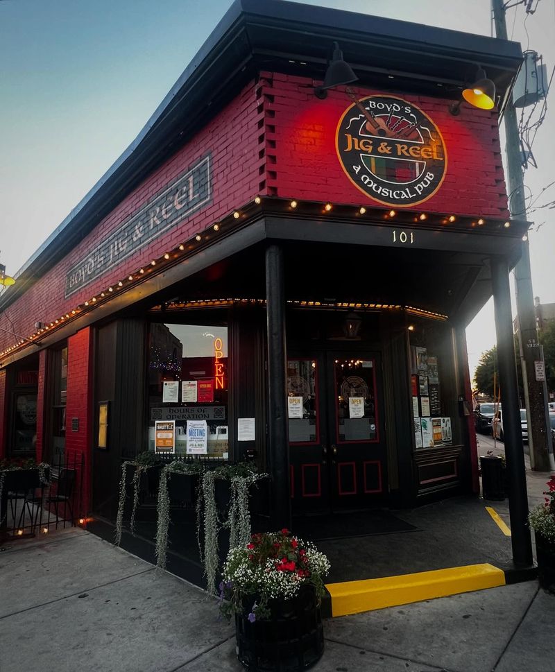 Boyd’s Jig & Reel — Knoxville