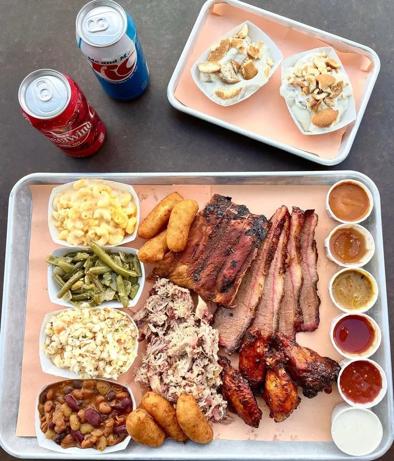 Luella’s Bar-B-Que