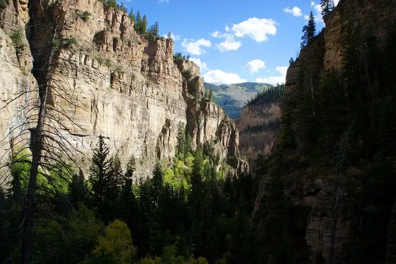 Hanging Lake Trail