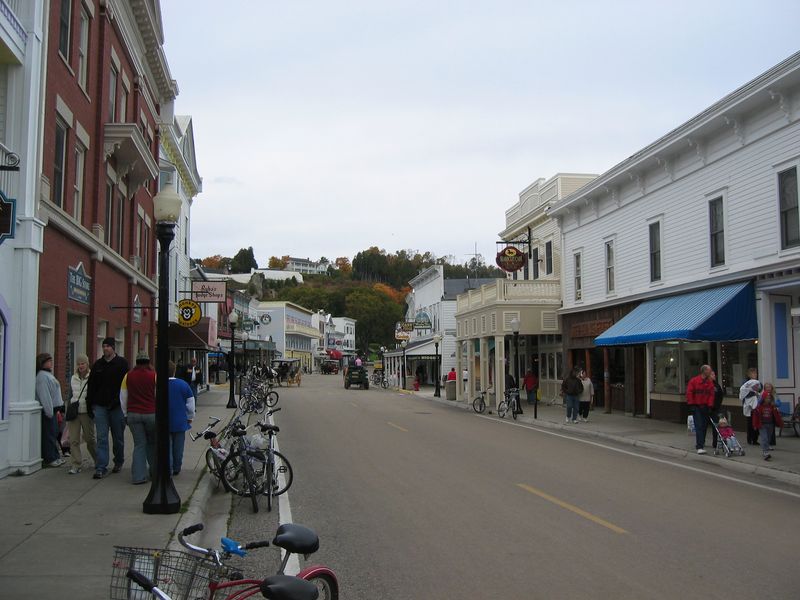 Shop in the Downtown Boutiques