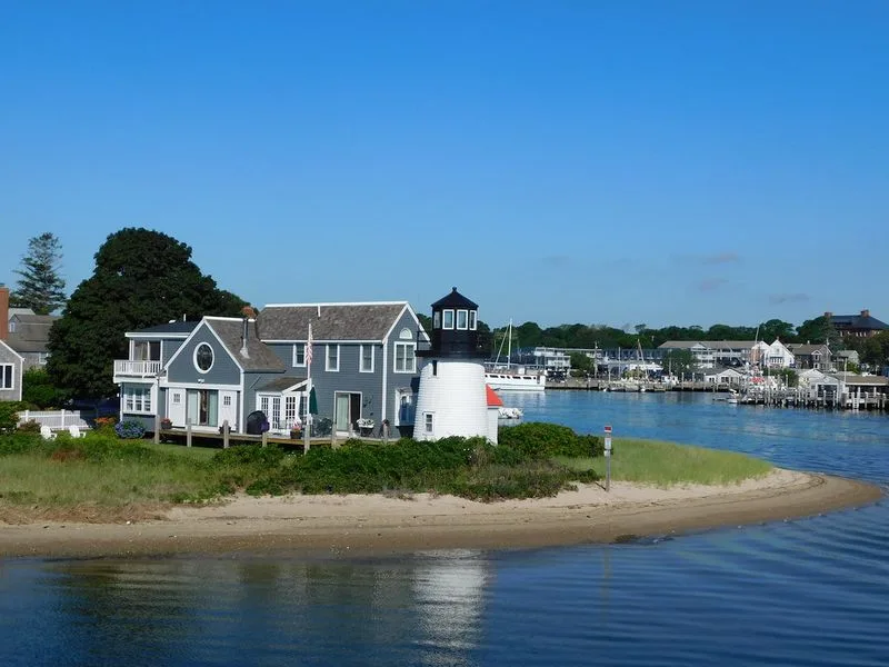 Hyannis (Barnstable)