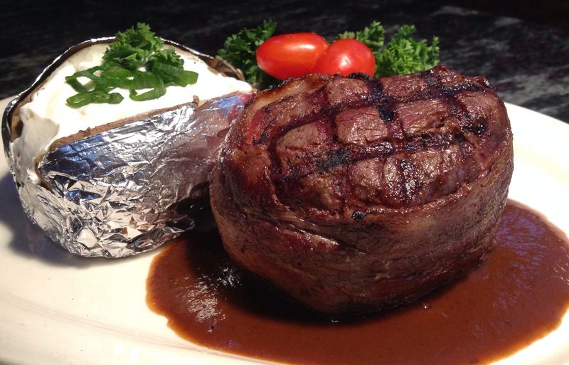 John and Nick’s Steak & Prime Rib – West Des Moines