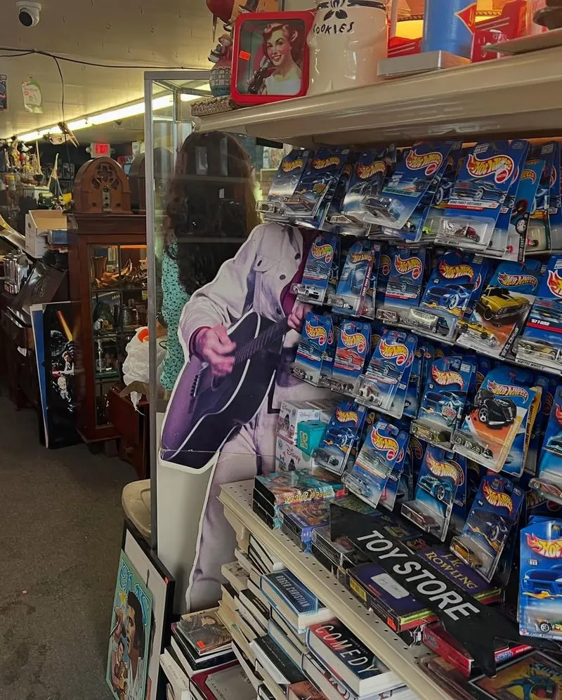 Jamie’s Flea Market