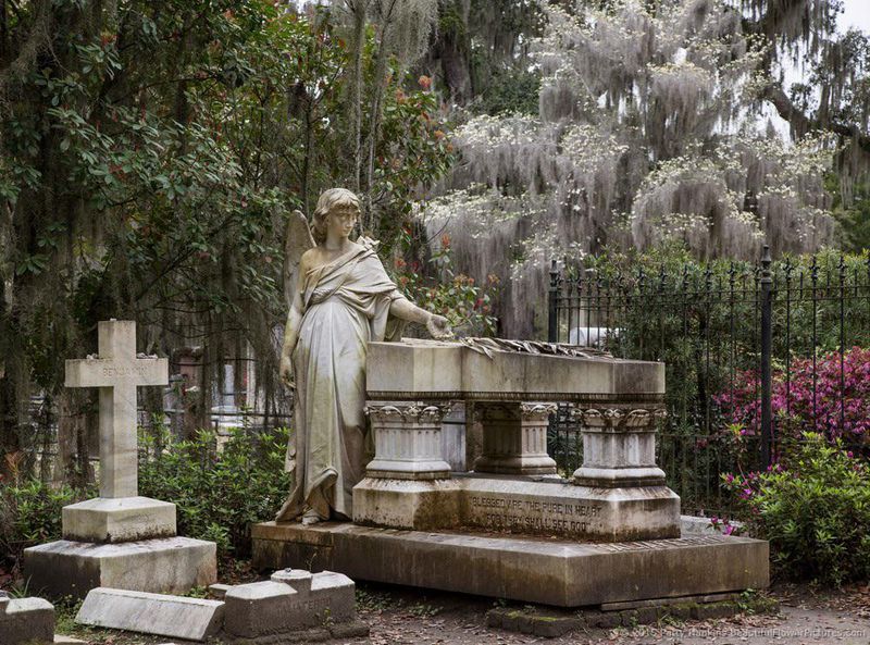 Savannah, Georgia — Squares, Plantations, and Bonaventure Cemetery