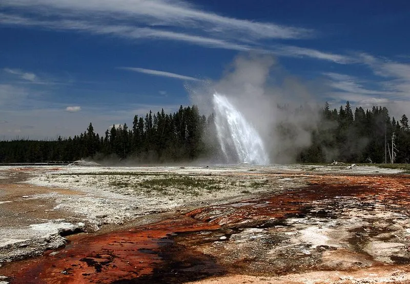 Yellowstone’s Backcountry Routes