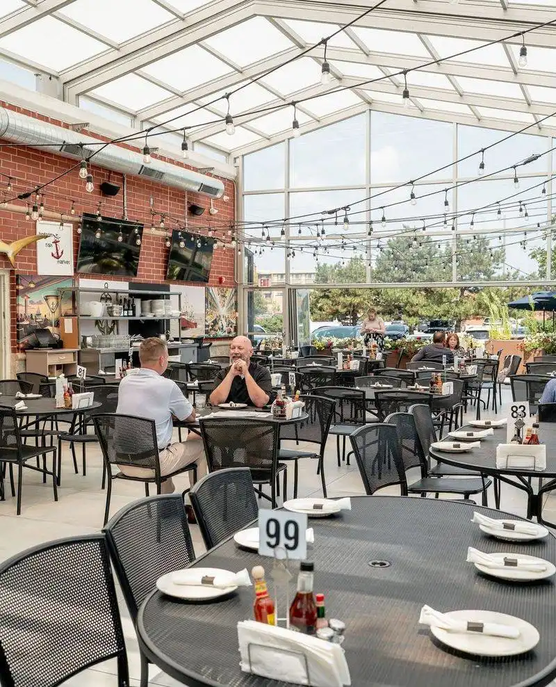 Boston Fish Market (Des Plaines)