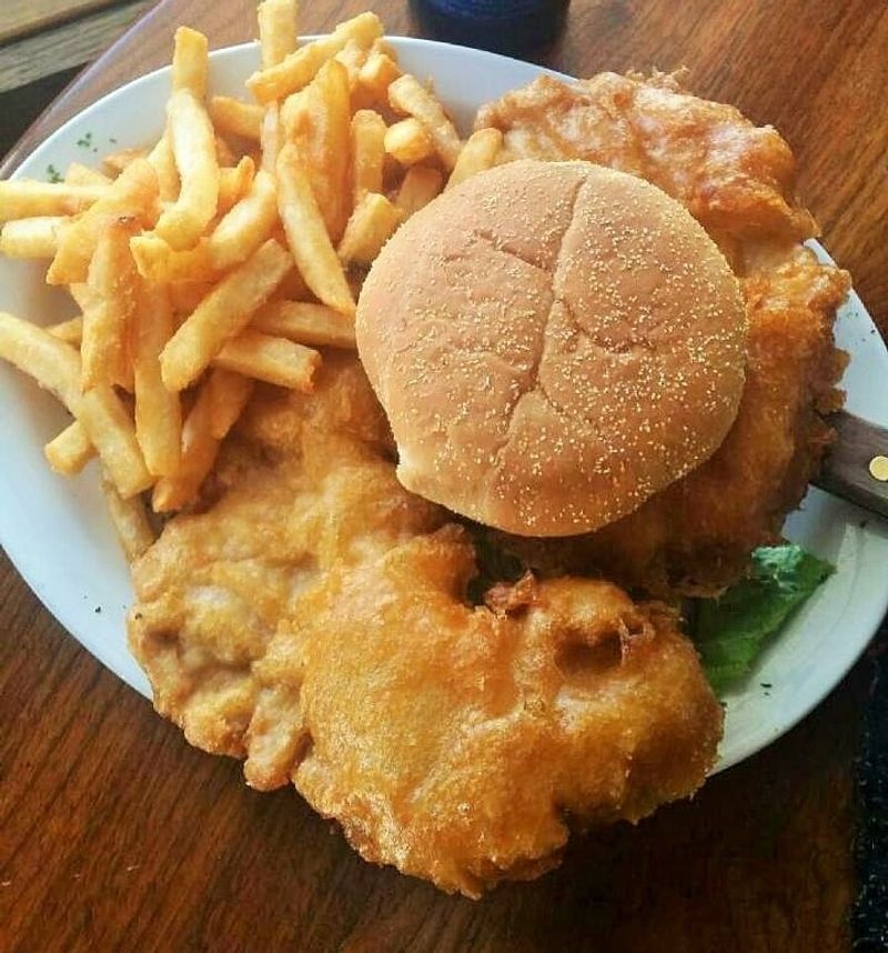 Breitbach's Country Dining – Balltown, IA