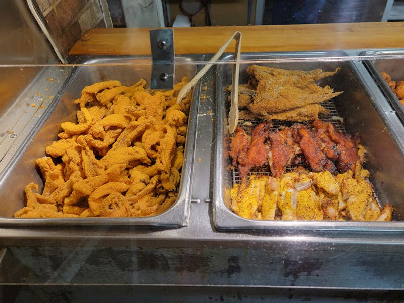 Larry’s Fish House — Schlater/Itta Bena area