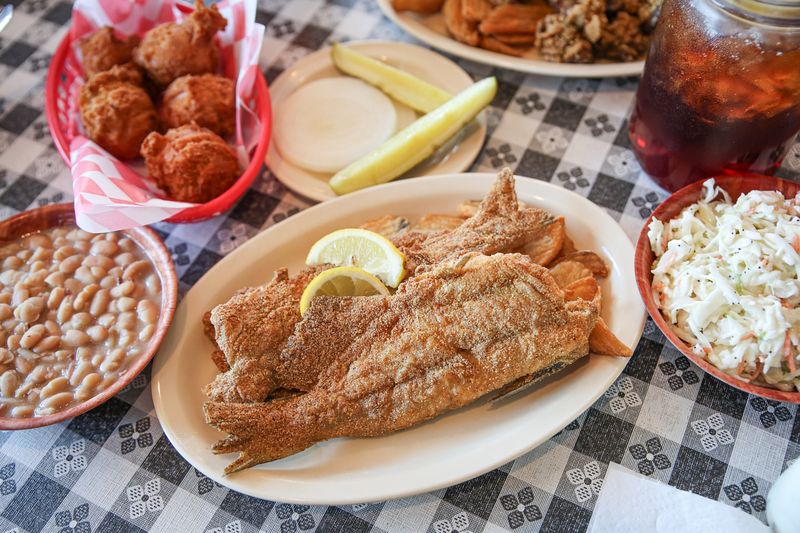 Uncle Bud’s Catfish, Chicken & Such — Nashville / Donelson