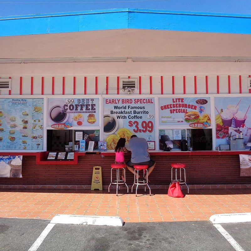 Husky Boy Burgers – Laguna Beach