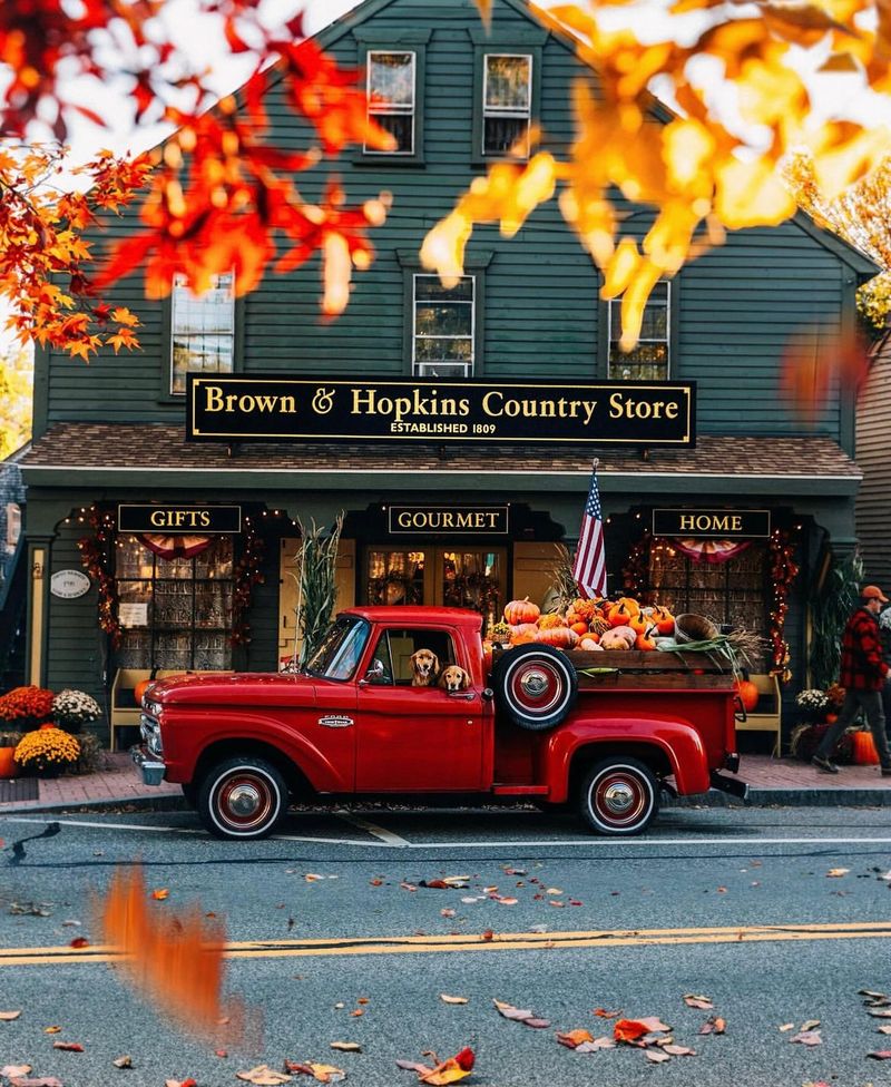 Brown & Hopkins Country Store
