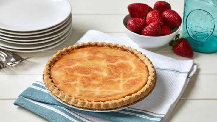 Indiana Sugar Cream Pie Bakeries Where This Hoosier Classic Still Rules The Dessert Case
