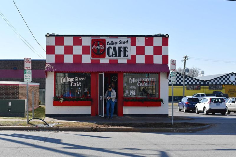 College Street Cafe — Springfield