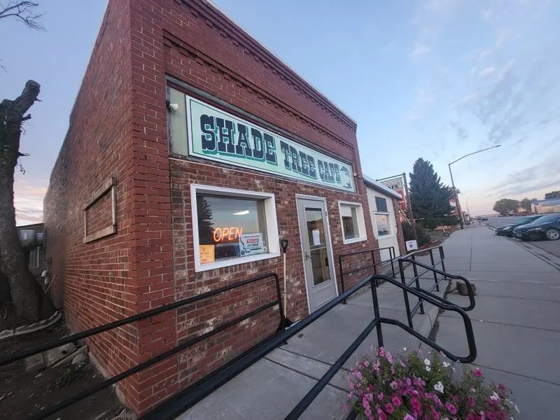 Shade Tree Café – Denton, MT