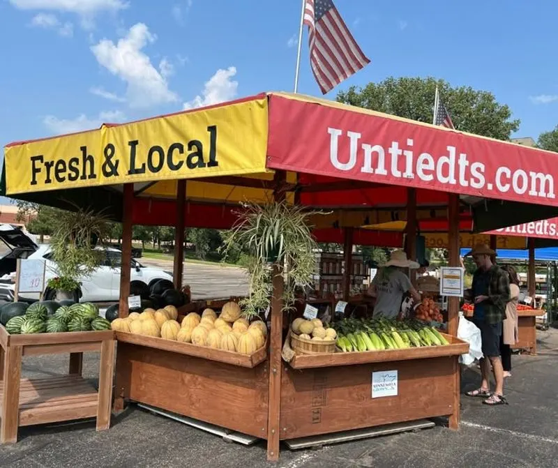 Fresh Minnesota Sweet Corn (Late-Summer Corn Stands)