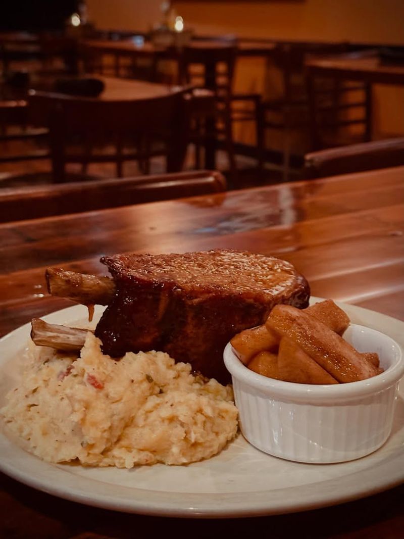 Flying Mango – Des Moines, IA