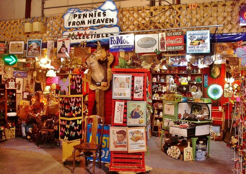 Flea Traders Paradise (Sevierville)