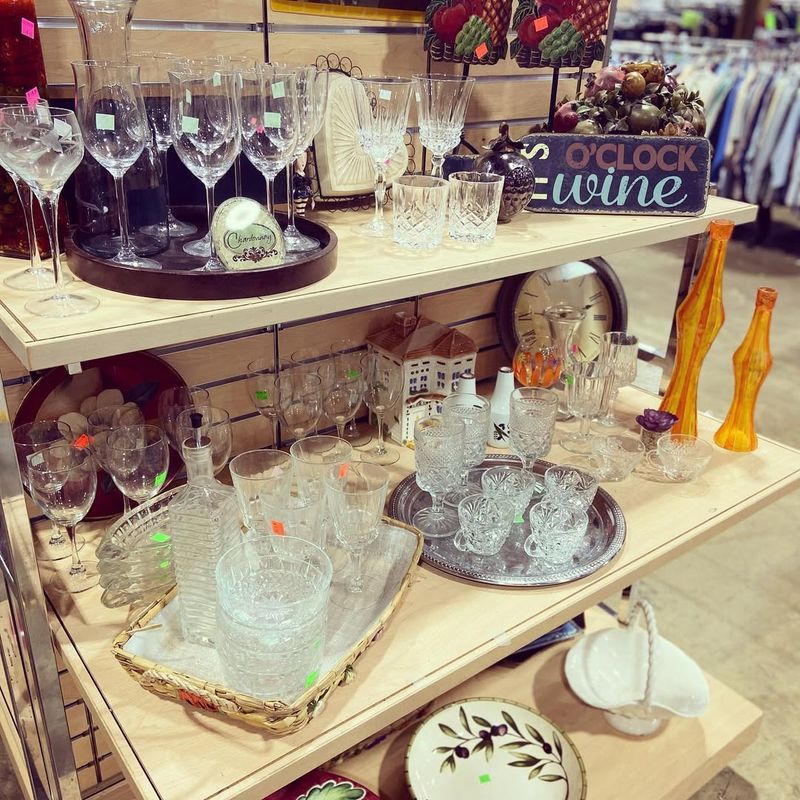 Ladies of Charity Thrift Store – Knoxville