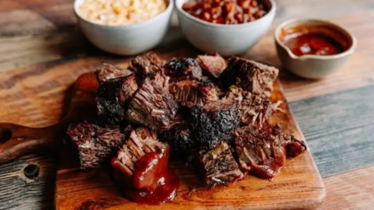 Kansas City Burnt Ends Counters Where Locals Say The Trimmings Beat The Brisket