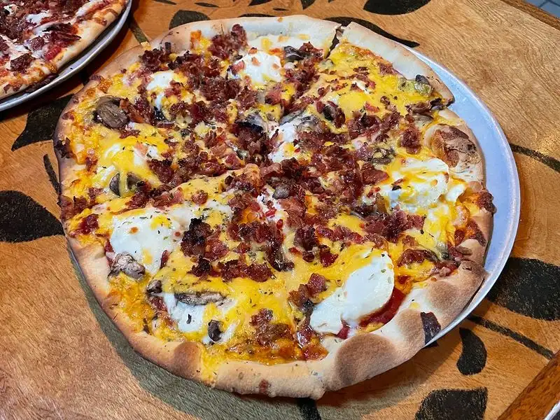 Bazbeaux Pizza – Indianapolis