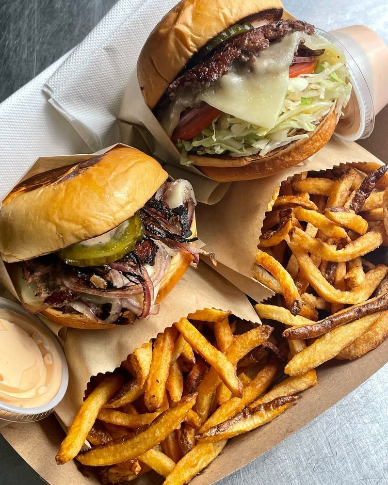 DJ’s Cast Iron Burgers — Gainesville