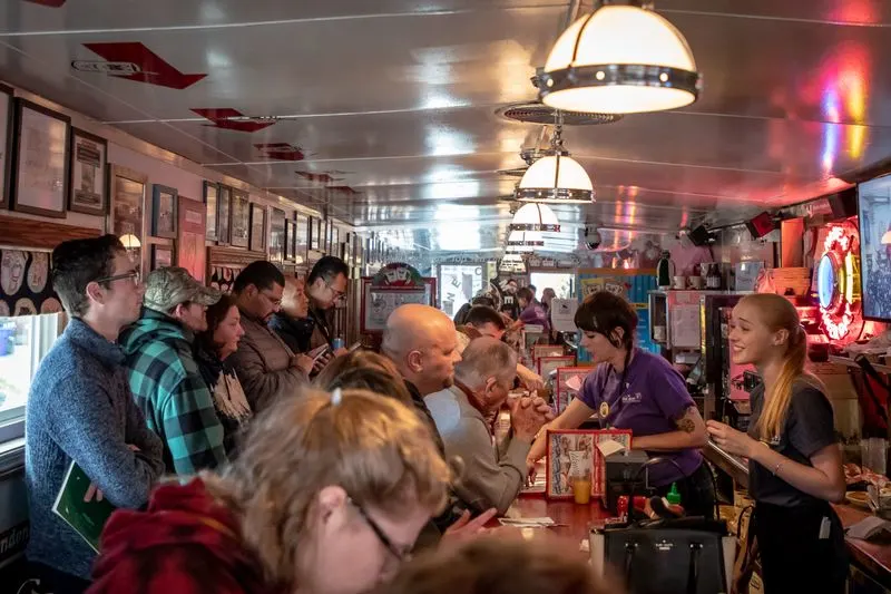 Red Arrow Diner