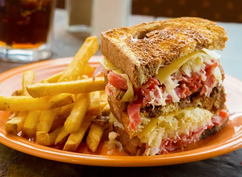 Thunderbird Café – McGaheysville