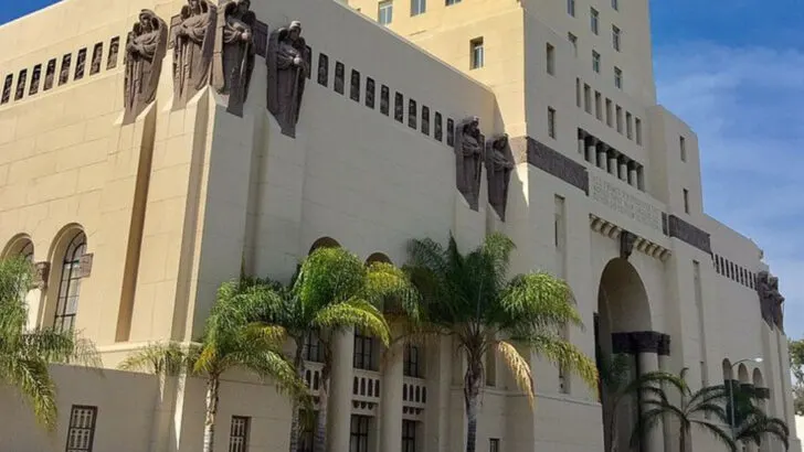 Los Angeles Is Expensive in Ways That Catch Tourists Completely Off Guard