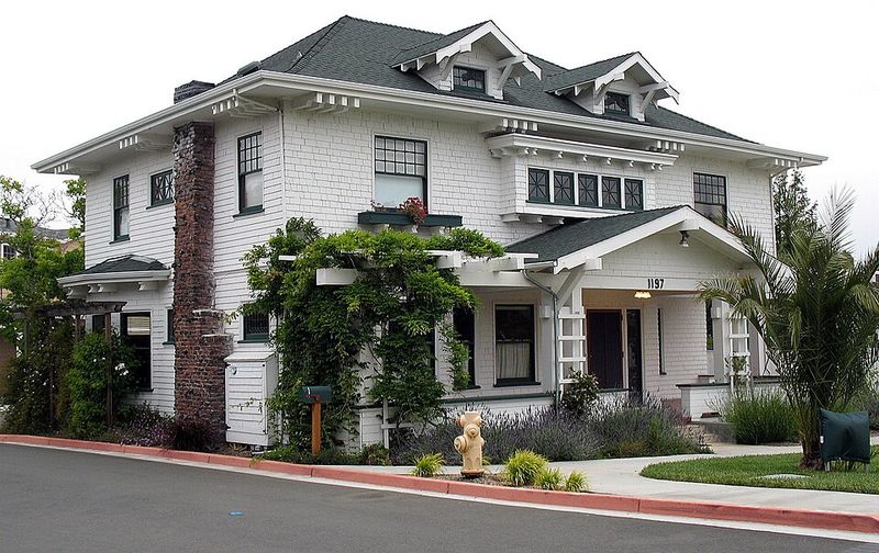 Petaluma (North Bay, near Wine Country)