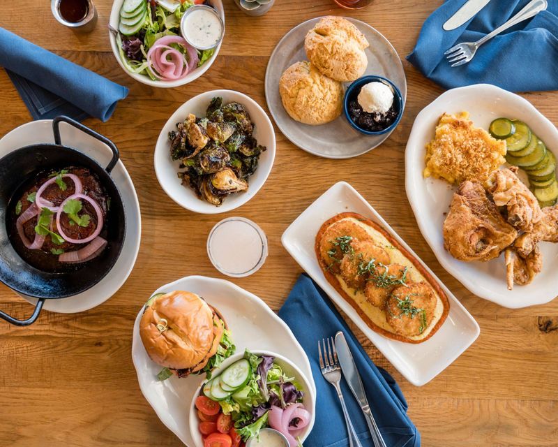 Tupelo Honey – Knoxville