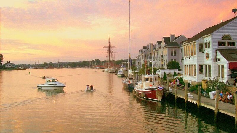 Stonington, Connecticut — Island-feel on the Sound