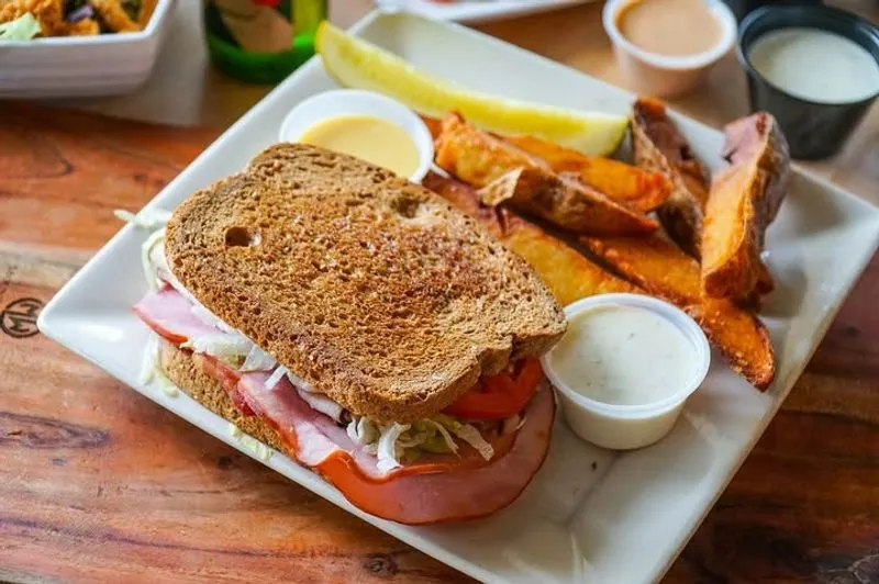 Brett's Casual American - Athens
