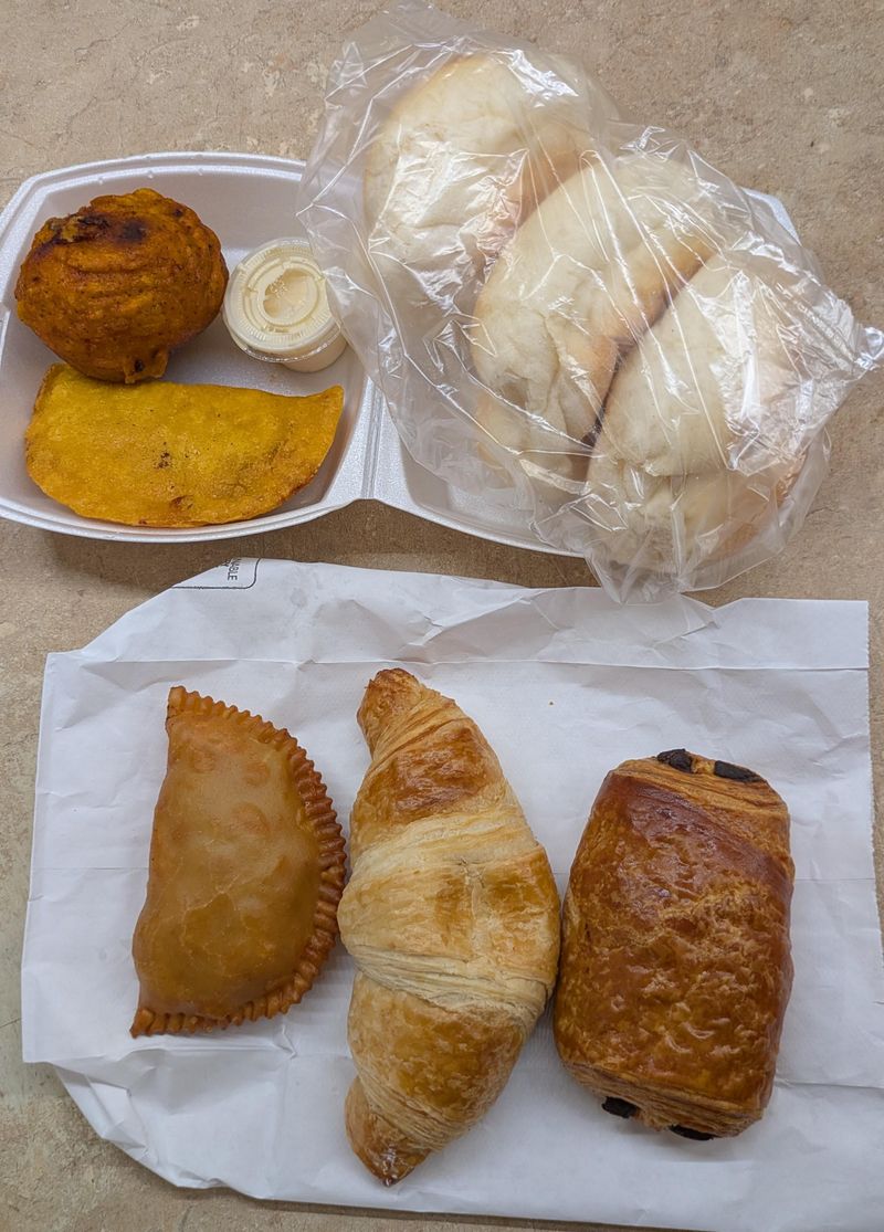 Aroma Bakery – West Warwick