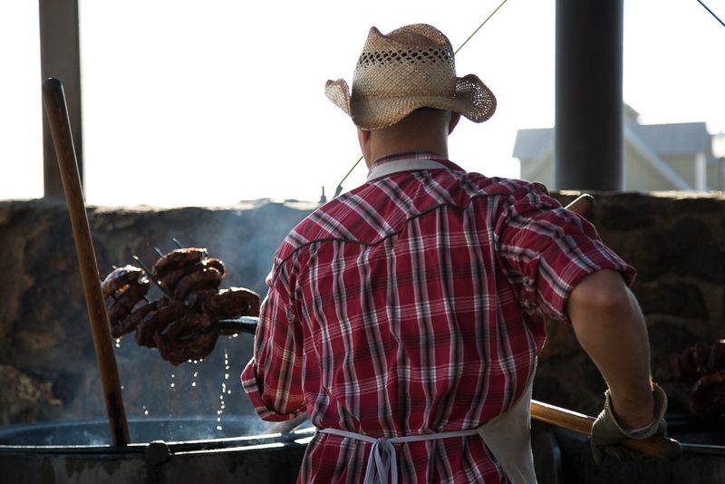 Food and Crowd-Pleasers: Pitchfork Steak Fondue