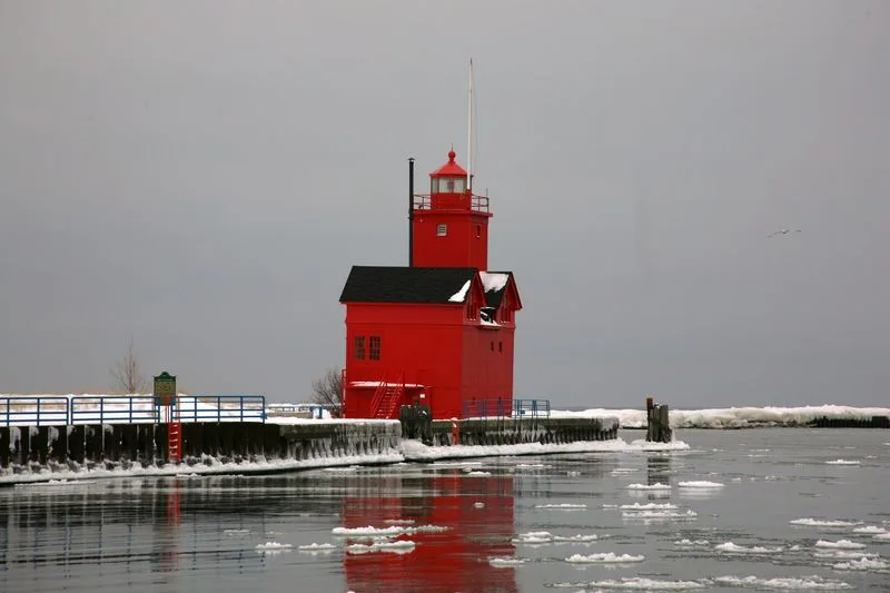 Holland Harbor Lighthouse (