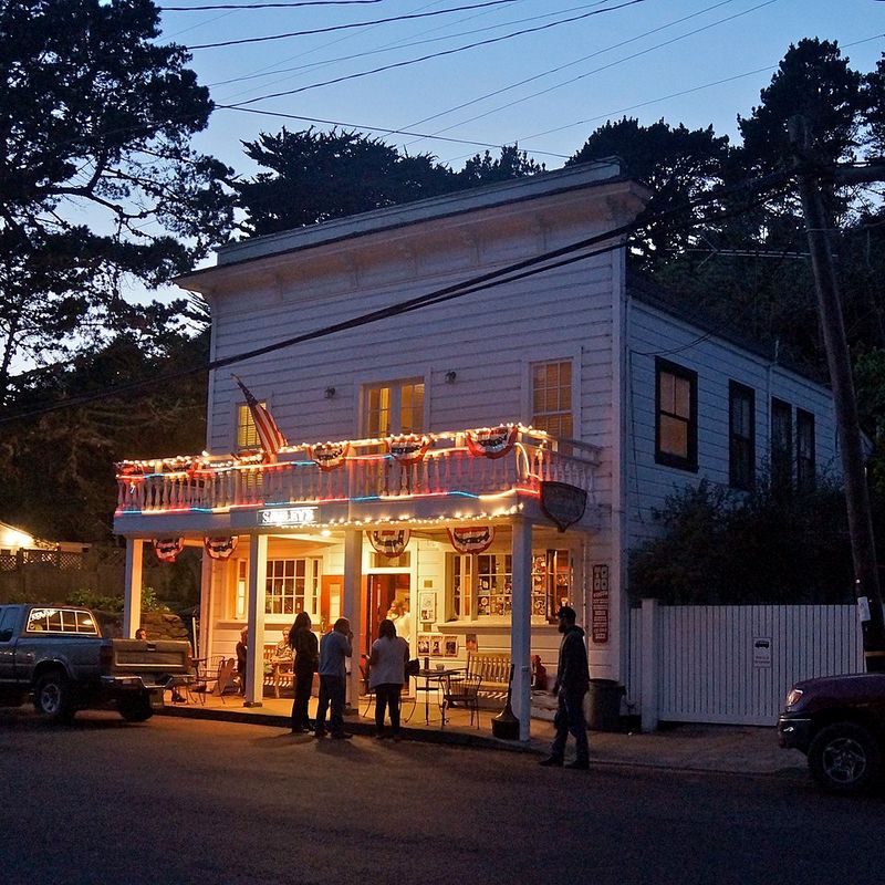 Bolinas, California — The Town That Keeps to Itself