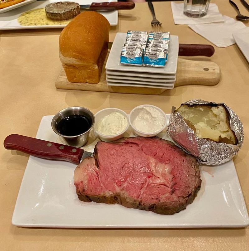 The Big Steer Restaurant & Lounge – Altoona