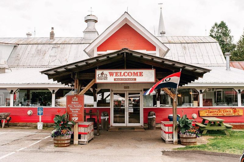Cold Hollow Cider Mill – Waterbury Center