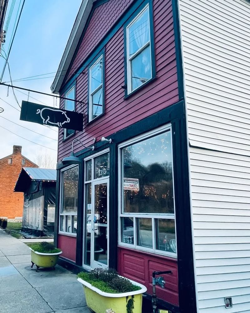 Eli's BBQ - Riverside