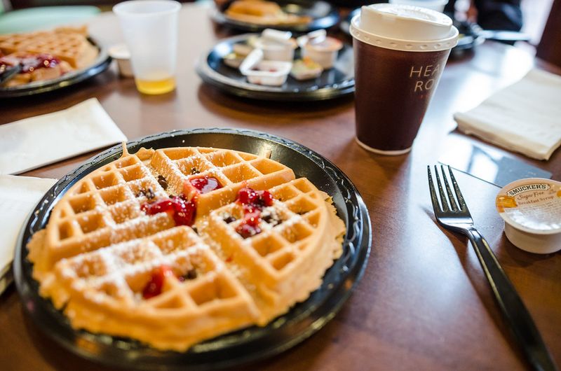 Charleston, SC – Boutiques and Biscuit Brunches