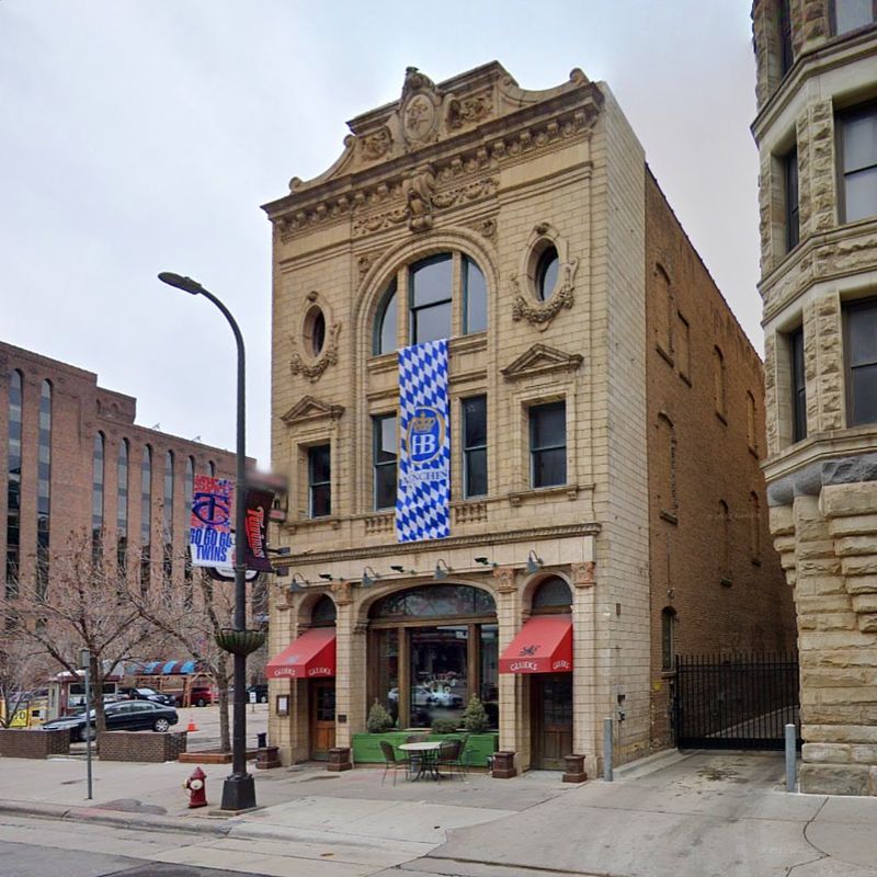 Gluek's Restaurant & Bar —Minneapolis