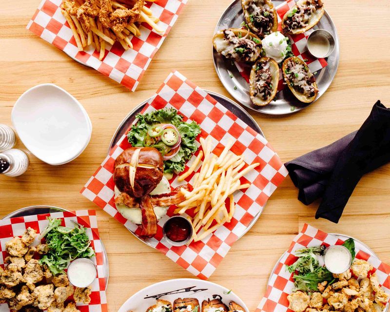 Black Oak Grill — Branson (Branson Landing)
