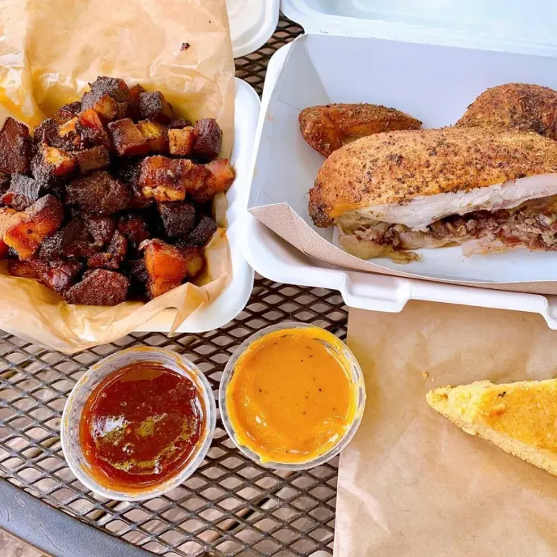 The Q Smokehouse – Ludington, MI