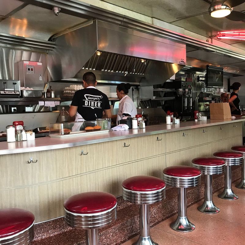 Georgie’s Diner – West Haven