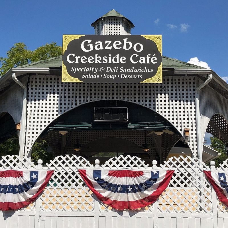 Gazebo Creekside Cafe – Franklin