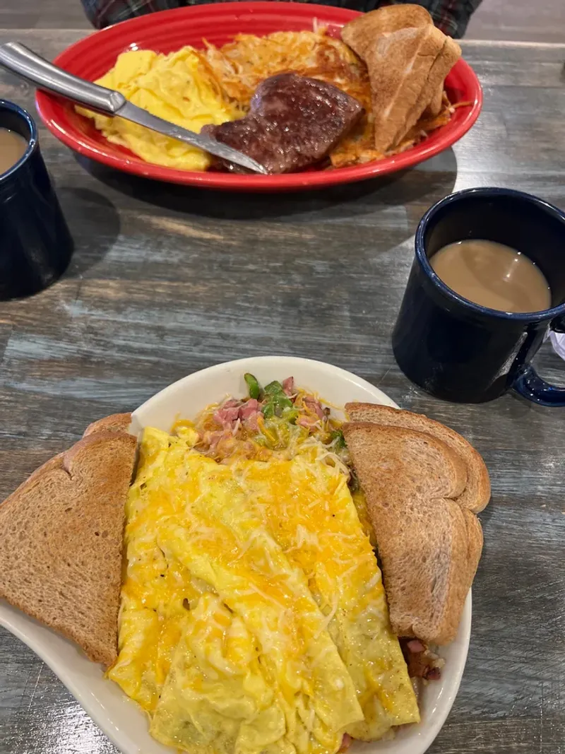 Joe’s Place – Warroad, MN