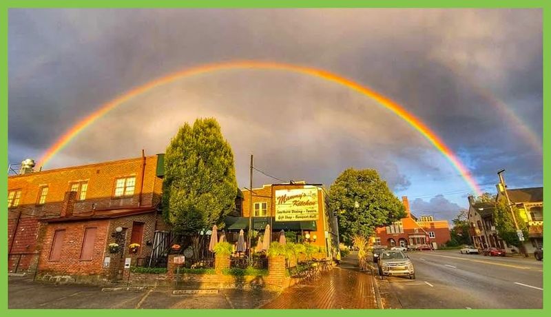 Mammy’s Kitchen & Bar – Bardstown