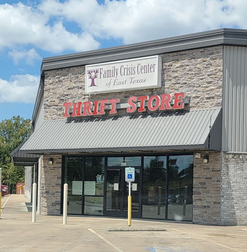 Family Crisis Center Thrift Store – Lufkin