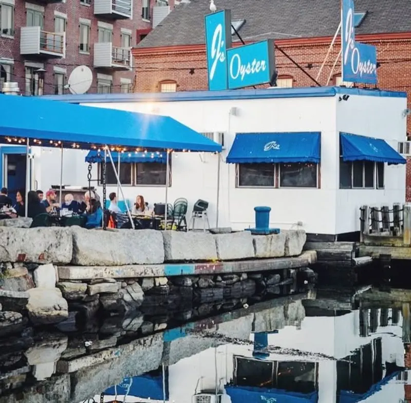 J's Oyster Bar