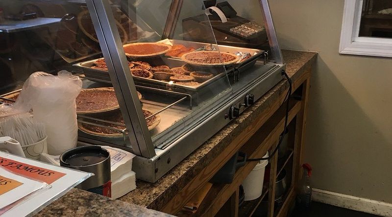 Rhoda’s Famous Hot Tamales and Pies – Lake Village, AR